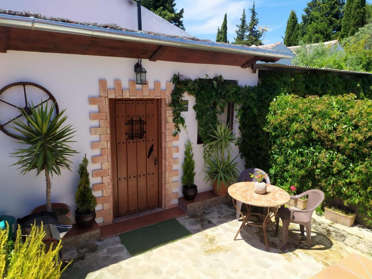 CASA RURAL LA CASITA para 2 personas Ronda Exterior foto