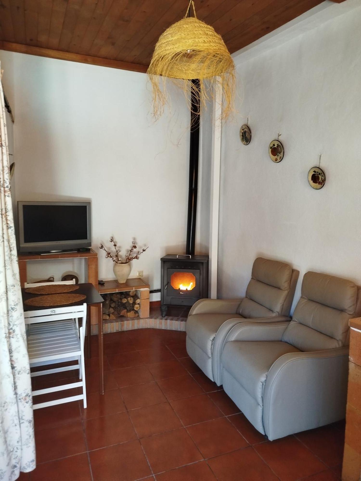 CASA RURAL LA CASITA para 2 personas Ronda Exterior foto